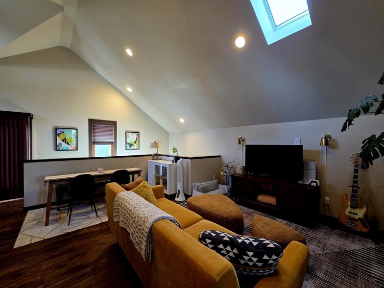 View across living area as set up by previous tenant. - 6864 Ne Oregon St