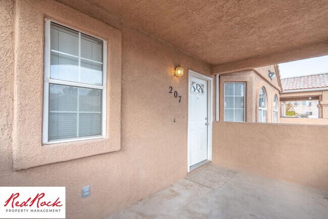 Building Photo - 1178 E 300 S