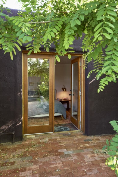 Building Photo - 2861 Agua Fria St