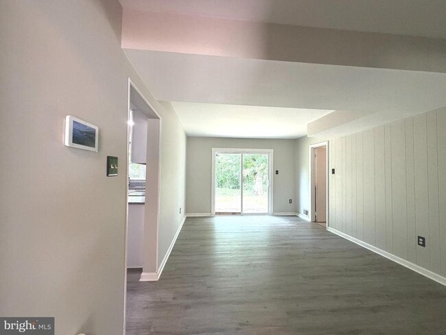 Building Photo - 2063 Red Spruce Ct