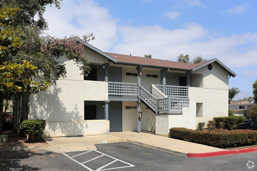 Primary Photo - Terre at S Anza