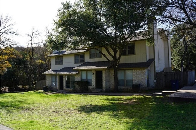 Building Photo - 9100 Mountain Ridge Dr