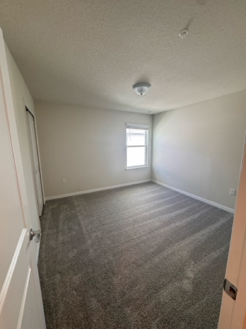 Building Photo - 3122 Emerald Acrs Ln