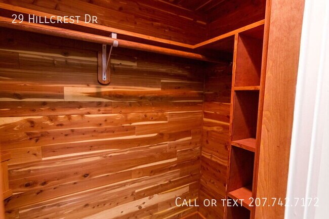 Building Photo - 29 Hillcrest Dr