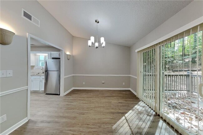 Building Photo - 3883 Nowlin Rd