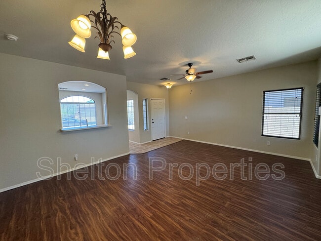 Building Photo - 12913 W Corrine Dr