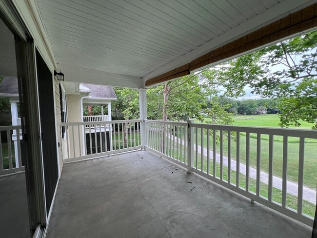 Building Photo - Beautiful 3 Bedroom Condo in the Links wit...