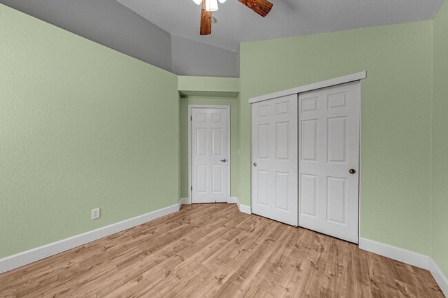 Building Photo - 3 Bedroom Folsom Home with Updated Kitchen, Pool and 3-Car Garage!