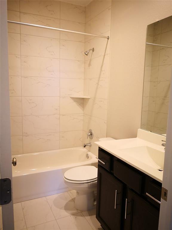 Building Photo - 723 Speckled Alder Dr