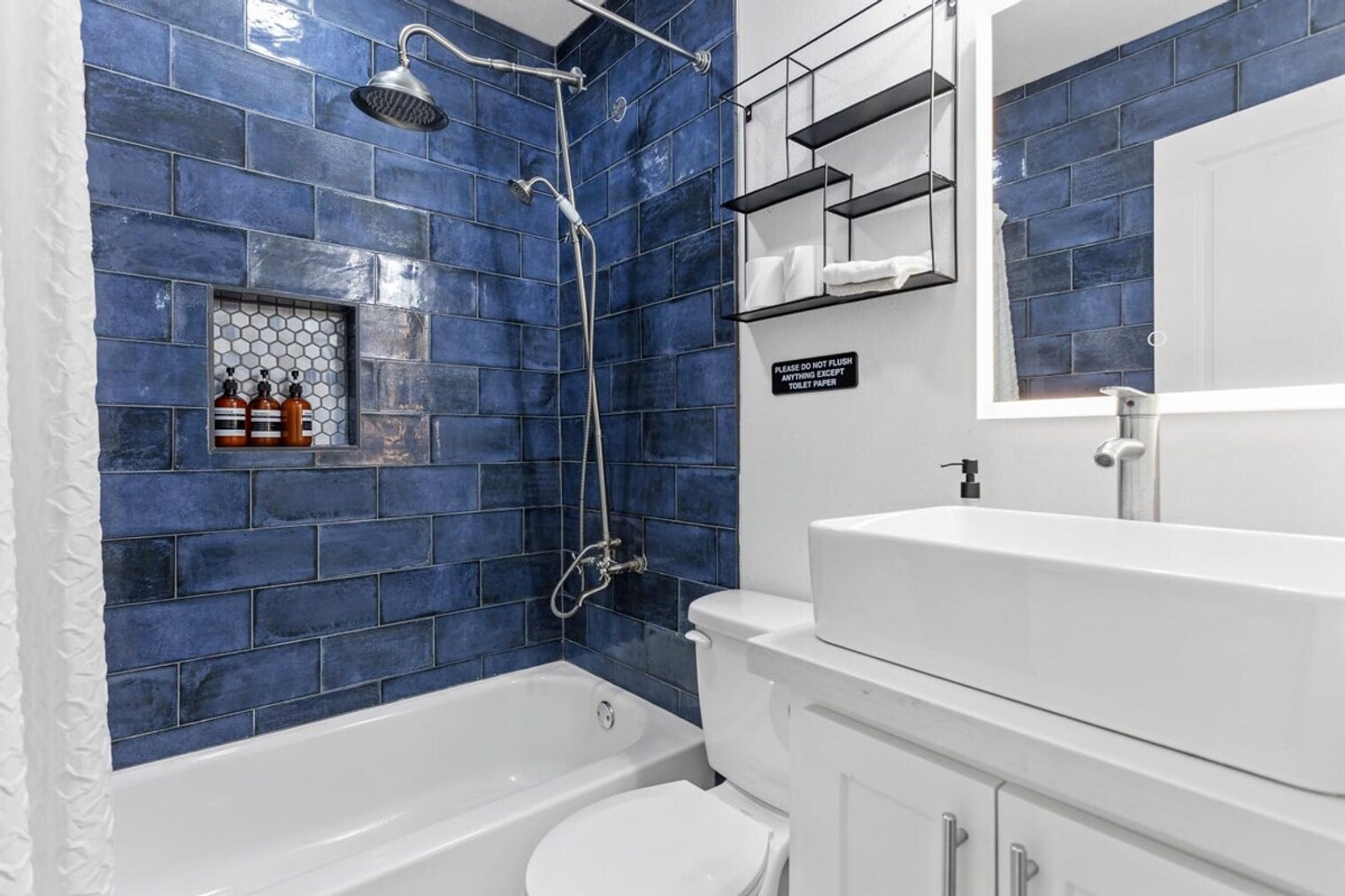 Building Photo - 2620 Arbor St