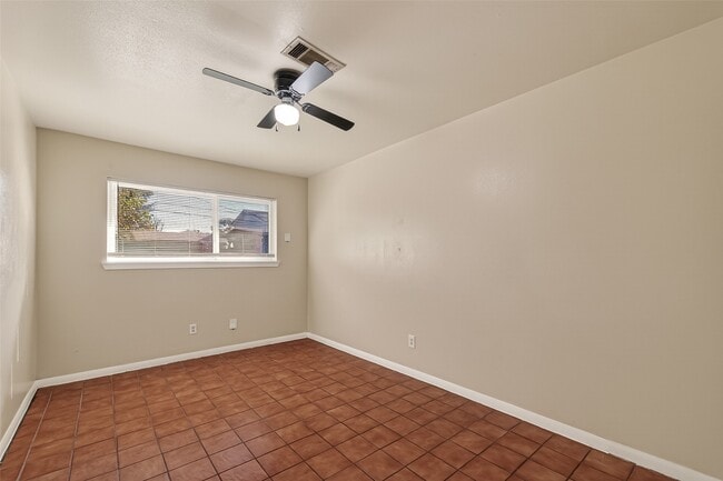 Building Photo - 1211 Helms Rd