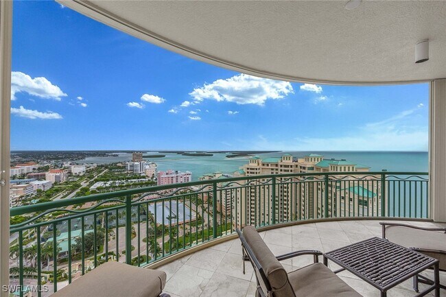 Building Photo - 940 Cape Marco Dr