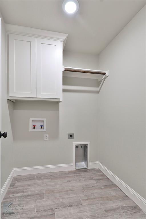 Building Photo - 7523 Security Ln