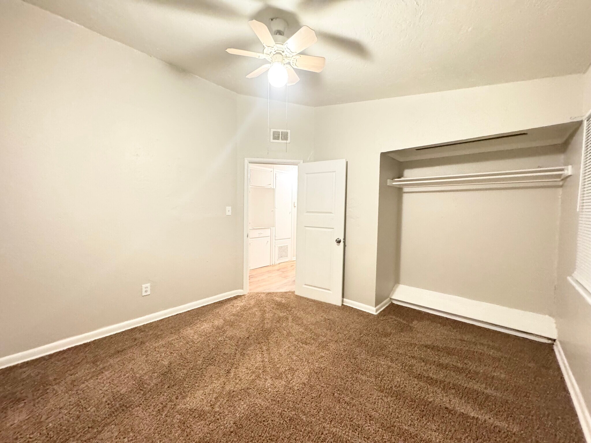 Building Photo - 616 NW 92nd St