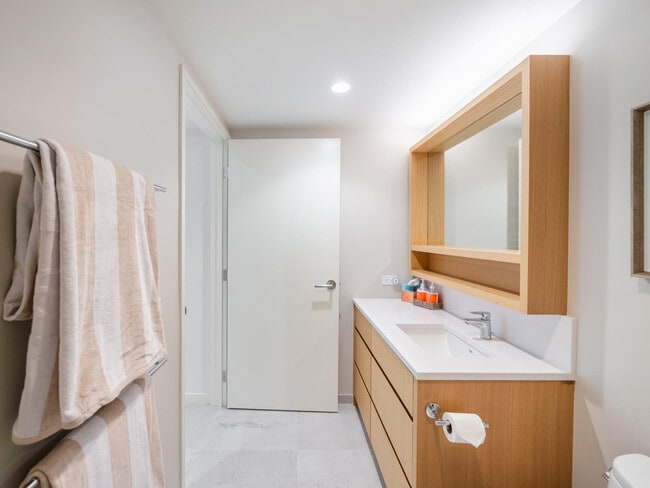 Building Photo - 1374 Kapi‘olani Boulevard-SI ID1327705P