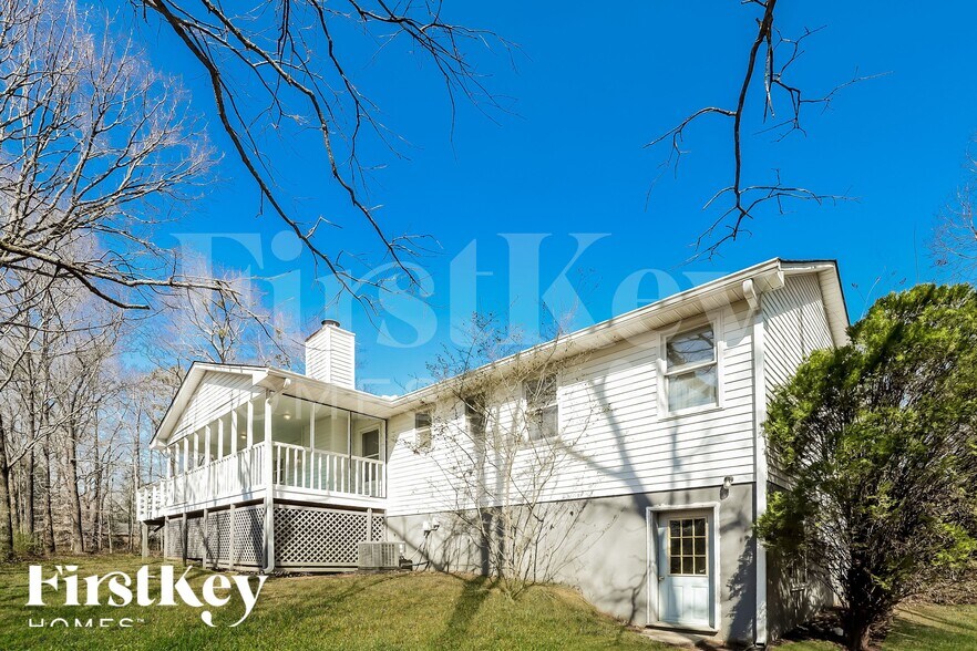 Building Photo - 2770 Quillians Dr