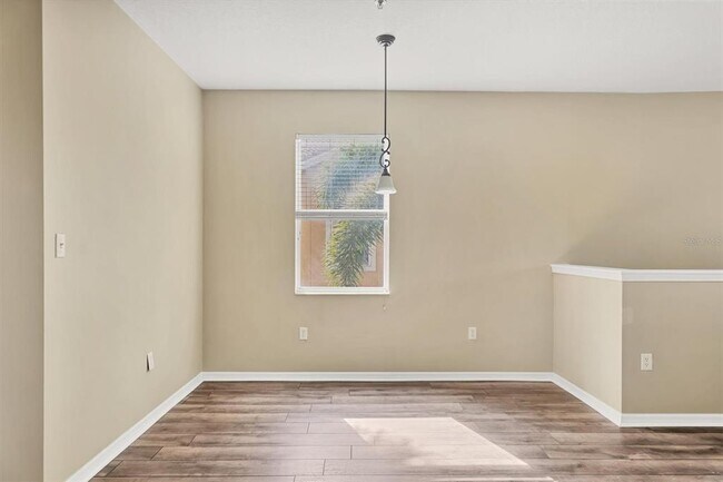 Building Photo - 3821 Parkridge Cir