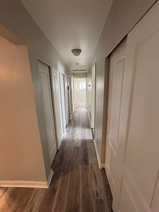 Building Photo - Beautiful updated home with new flooring and fresh paint