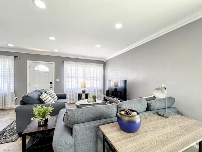 Building Photo - 3 br, 2 bath House - 1895 NE 154th St