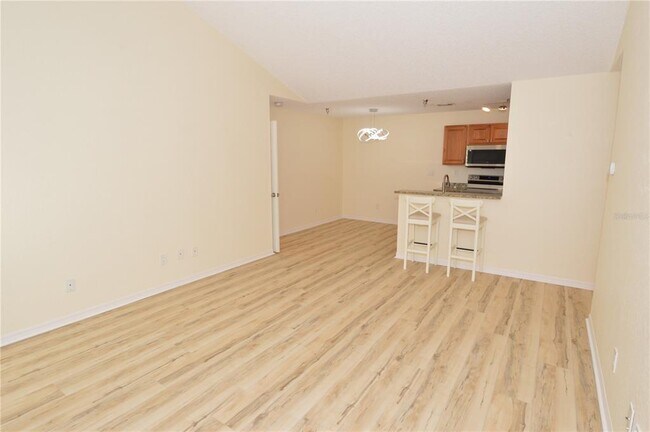 Building Photo - 10265 Gandy Blvd N