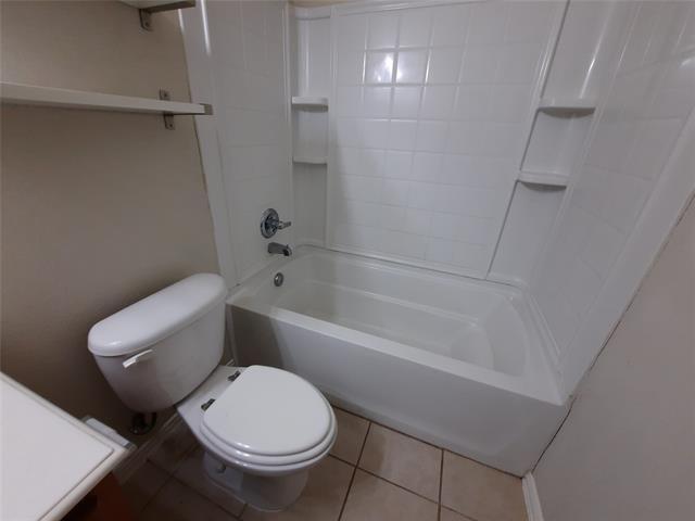 Building Photo - 2209 Rockport Dr