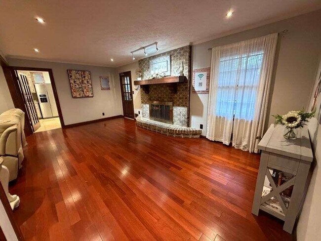 Building Photo - 1732 Eldonlas Ct