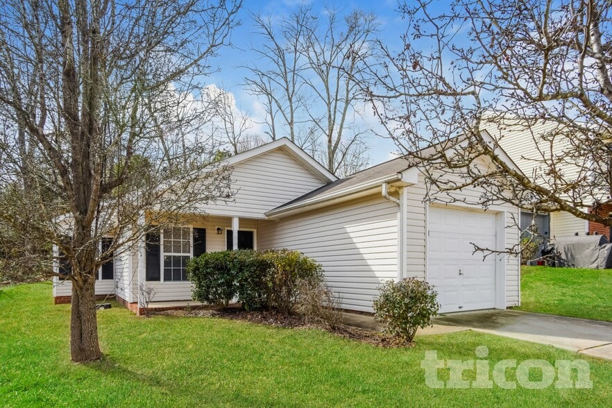 Primary Photo - 1027 Alston Hill Dr