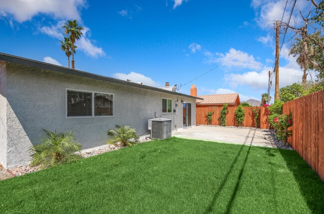 Building Photo - 53110 Avenida Ramirez