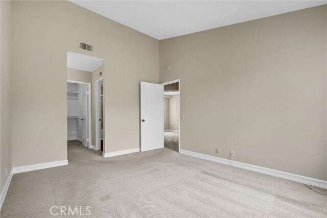 Building Photo - 401 Deerfield Ave