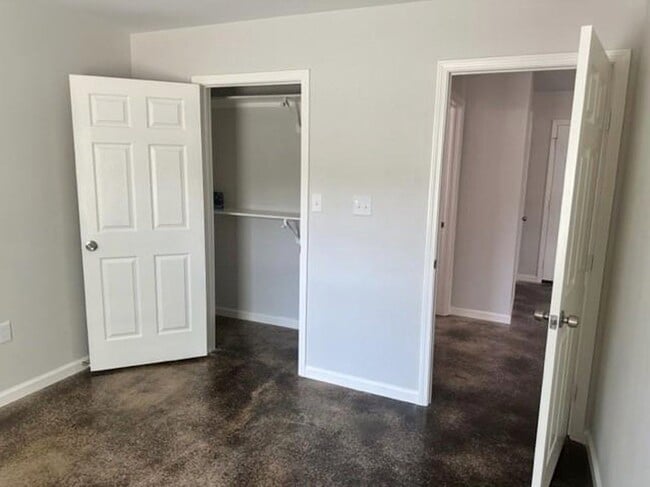 Building Photo - 635 Doctor M.L.K. Jr Dr