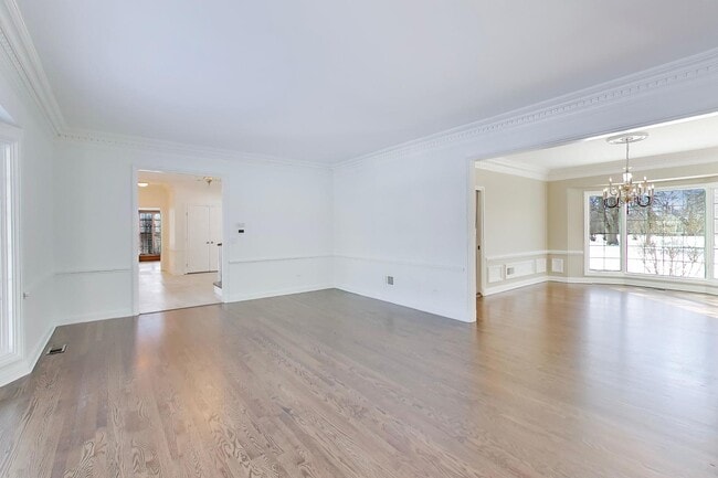 Building Photo - 931 Coventry Dr