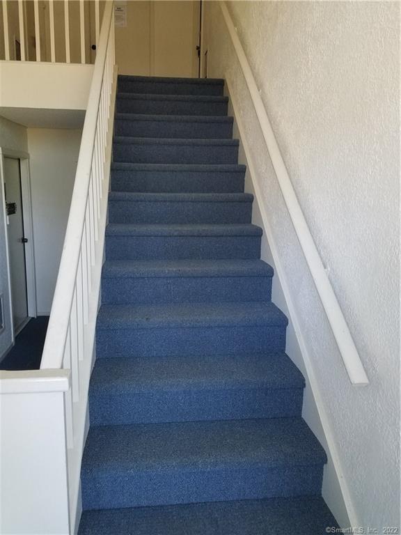 Building Photo - 167 Heritage Vlg