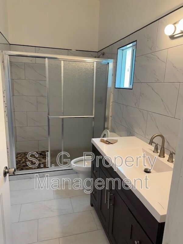 Building Photo - 7747 Valmont St