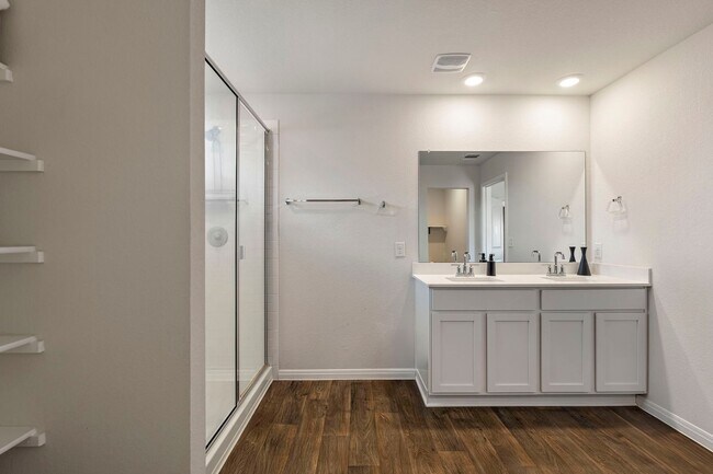 Building Photo - 19601 Abigail Fillmore Rd