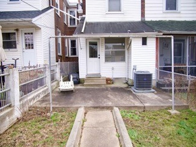 Building Photo - Manayunk 3 Bedroom Row for rent $1,850/month