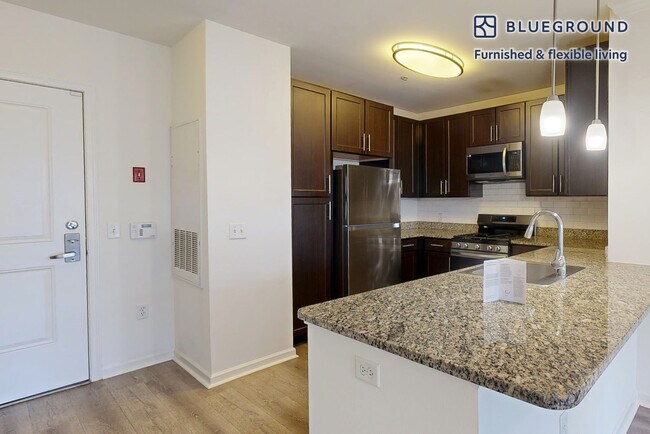 Building Photo - 80 North Centre Ave-SI FL1-ID1865A