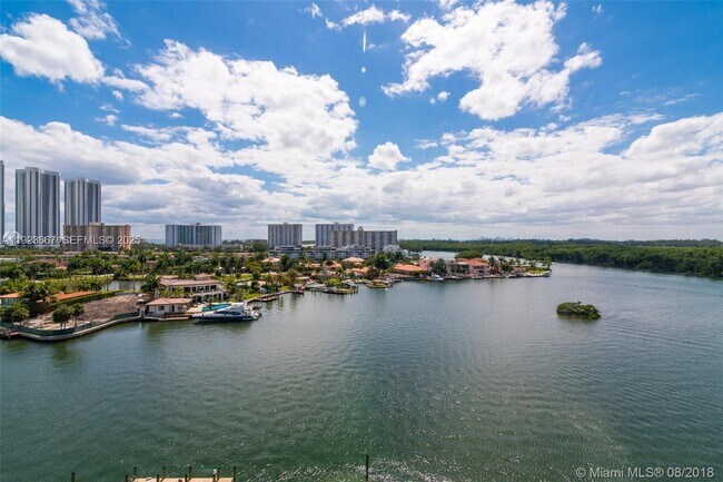 Building Photo - 400 Sunny Isles Blvd