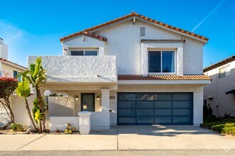 Building Photo - 5207S - The Sealane Beach House | FURNISHED