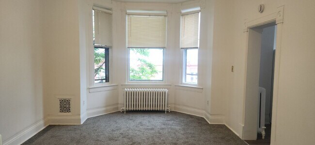 Building Photo - "Charming 1-Bedroom Haven in Duluth's Heart – Perfect Urban Retreat!" (accepts Section-8 tenants)