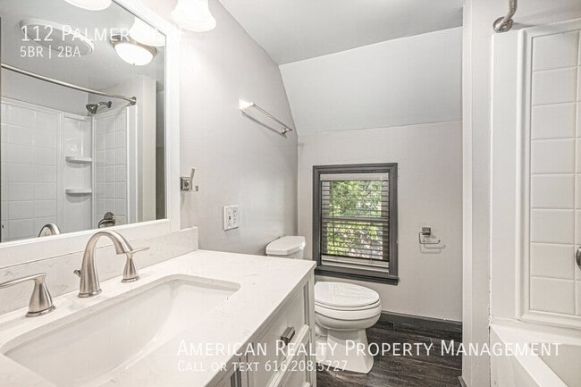 Building Photo - 112 Palmer St NE