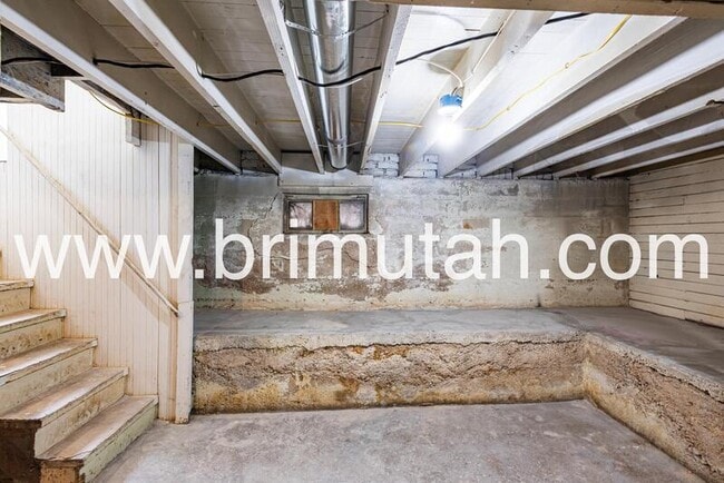 Building Photo - Noble Place 766 E. 800 S.