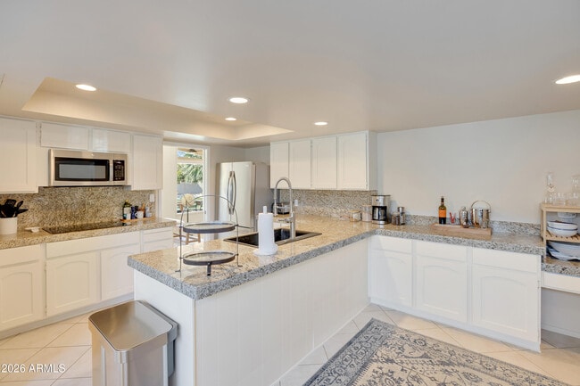 Building Photo - 7441 E Century Dr