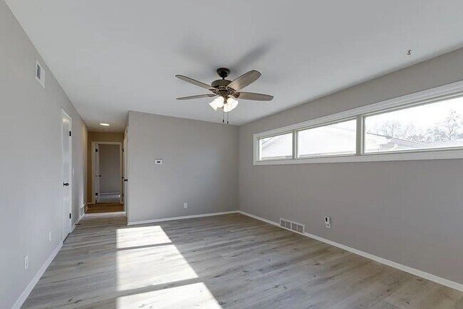 Building Photo - Adorable 4 Bedroom in Haysville!