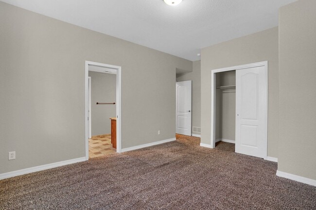 Building Photo - Beautiful Ranch Style Home in District 20-...