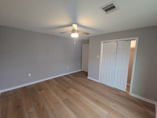 Building Photo - 3118 Memel St