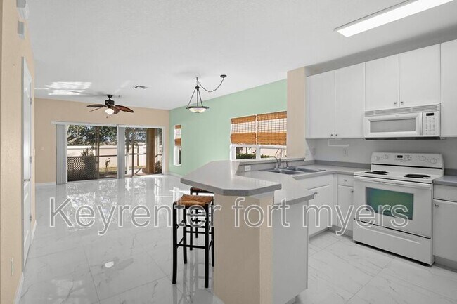 Building Photo - 8535 Athena Ct