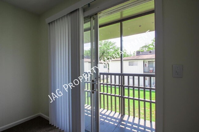 Building Photo - 1426 Berrier St