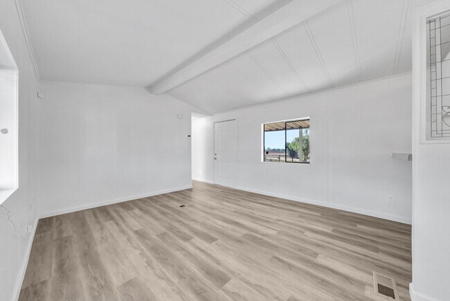 Building Photo - 22450 Norris Ln