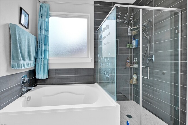 Building Photo - 2512 Ravenna Ct