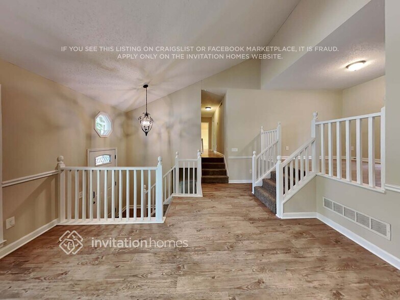 Building Photo - 113 Cedar Creek Dr